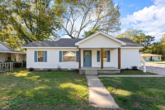 1069 Donaghey, Conway, AR 72034