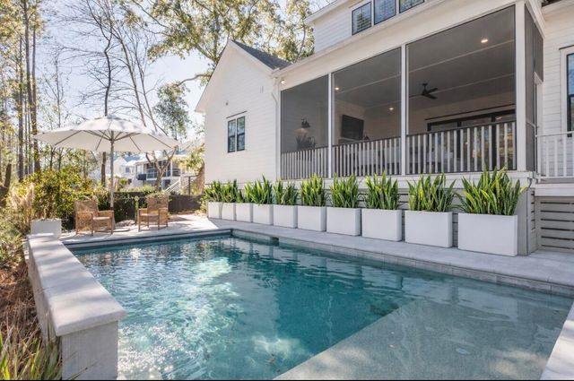 3891 Sawyers Island Drive, Mount Pleasant, SC 29466