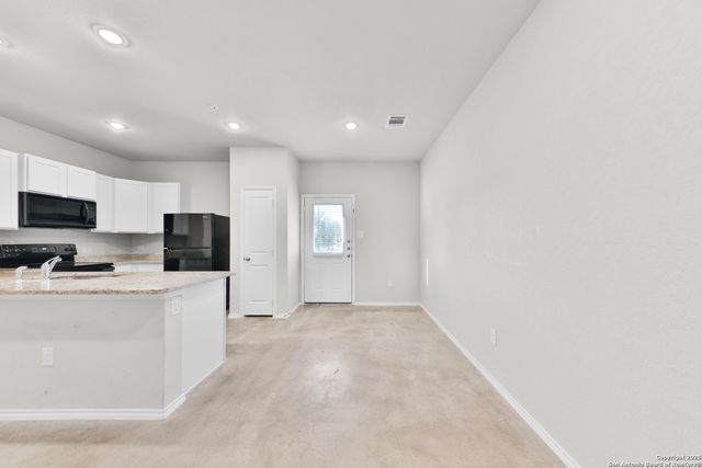 9907 Grove Mist Unit 103, San Antonio, TX 78233