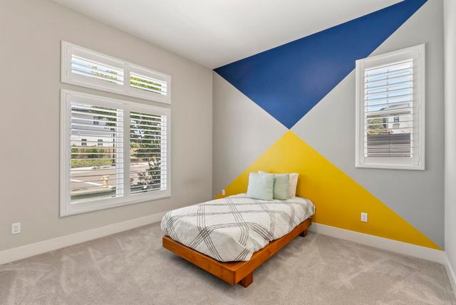 6163 Sagebrush Bend Way, San Diego, CA 92130