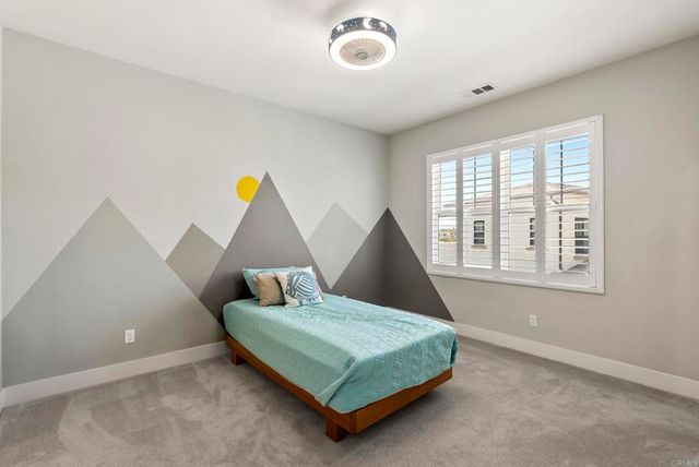 6163 Sagebrush Bend Way, San Diego, CA 92130