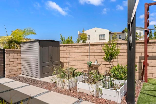 6163 Sagebrush Bend Way, San Diego, CA 92130