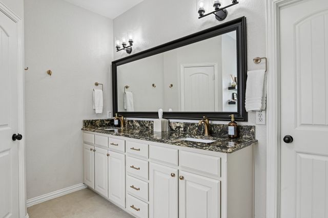 4018 Enclave Lane, Rowlett, TX 75089