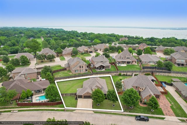 4018 Enclave Lane, Rowlett, TX 75089