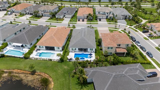 12203 Waterstone Circle, Palm Beach Gardens, FL 33412