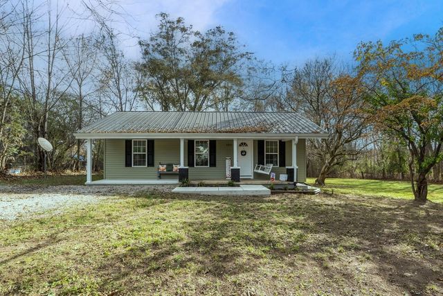 1011 S Spring St, Manchester, TN 37355