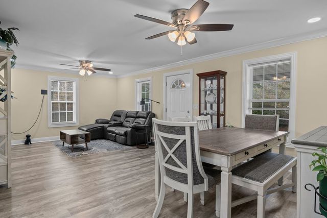 1011 S Spring St, Manchester, TN 37355