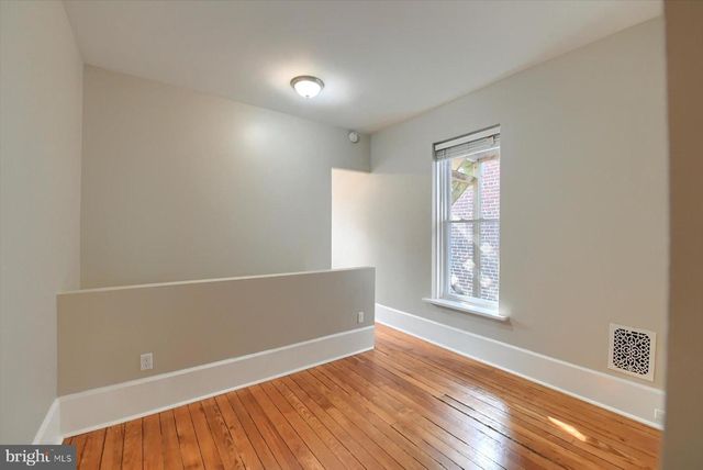 1605 GREEN ST, Harrisburg, PA 17102