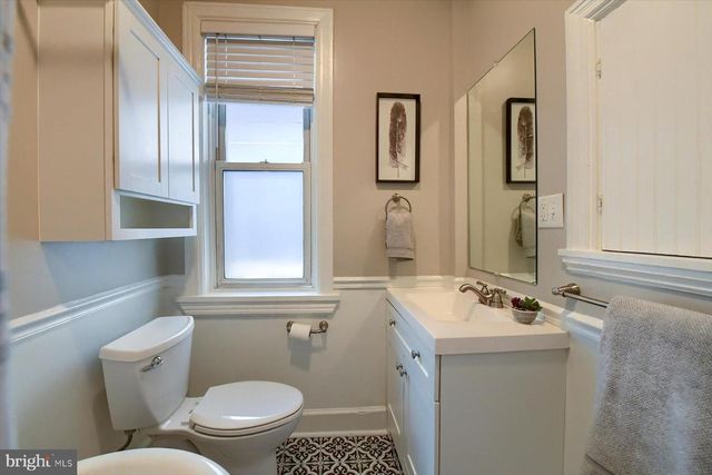 1605 GREEN ST, Harrisburg, PA 17102