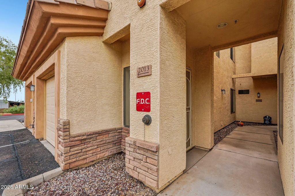 6770 N 47TH Avenue 2013, Glendale, AZ 85301 — photo 2