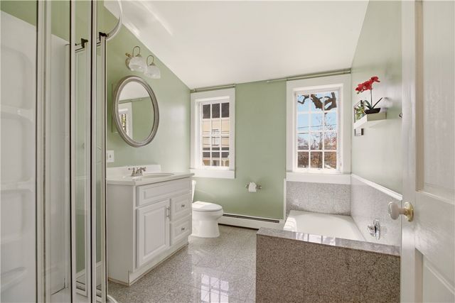 24 Spring Street, Newport, RI 02840