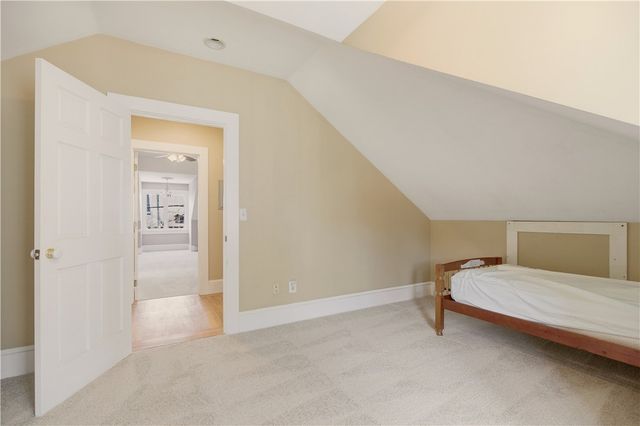 24 Spring Street, Newport, RI 02840