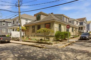 24 Spring Street, Newport, RI 02840