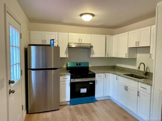 21 Black Stallion Court, Middletown, NY 10940