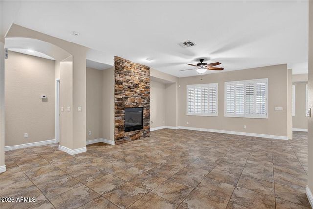 27834 N GIDIYUP Trail, Phoenix, AZ 85085