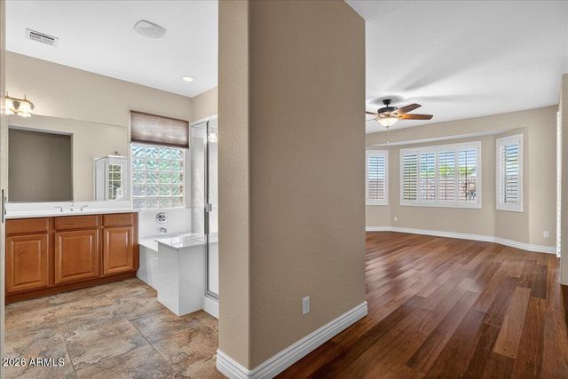 27834 N GIDIYUP Trail, Phoenix, AZ 85085