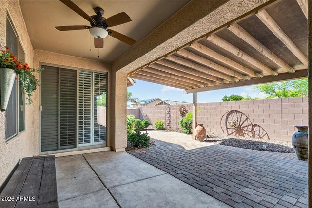27834 N GIDIYUP Trail, Phoenix, AZ 85085