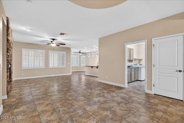 27834 N GIDIYUP Trail, Phoenix, AZ 85085