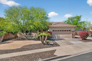 27834 N GIDIYUP Trail, Phoenix, AZ 85085