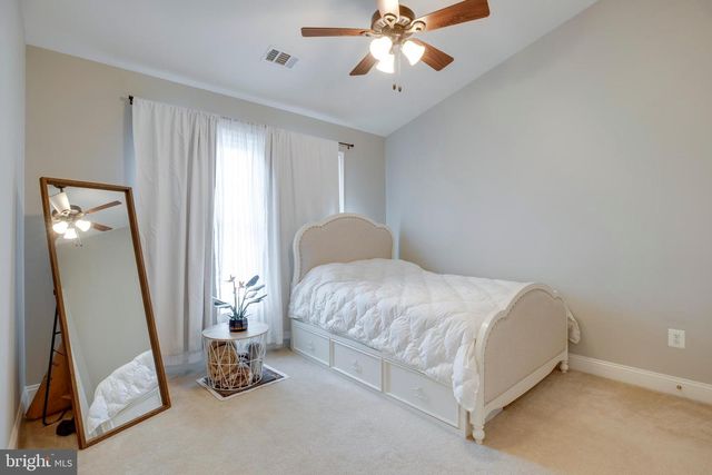 5410 PACHYSANDRA LN, Centreville, VA 20120