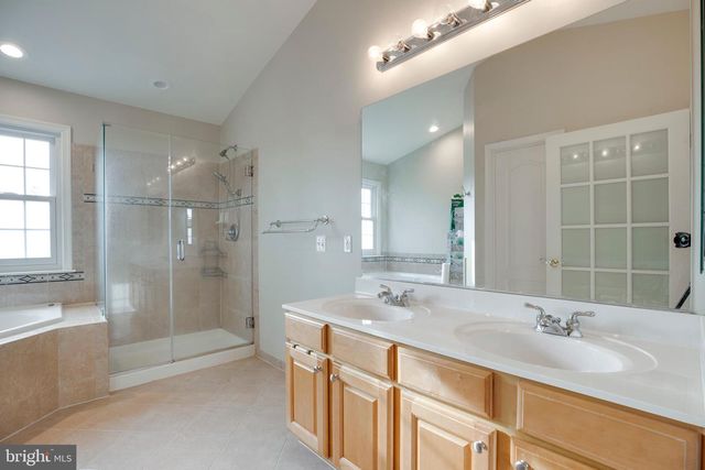 5410 PACHYSANDRA LN, Centreville, VA 20120