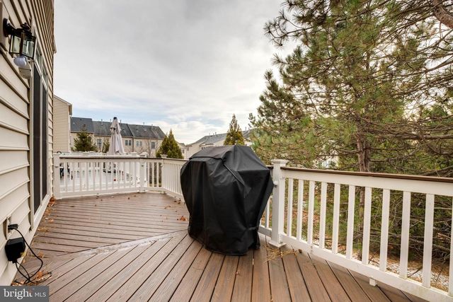 5410 PACHYSANDRA LN, Centreville, VA 20120