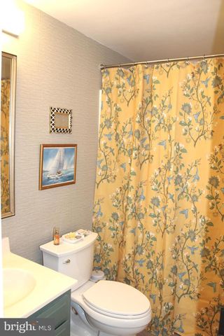 7601 RUDYARD ST, Falls Church, VA 22043