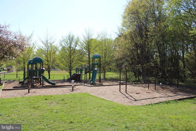 7601 RUDYARD ST, Falls Church, VA 22043