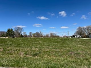000 East College East Street, Bolivar, MO 65613