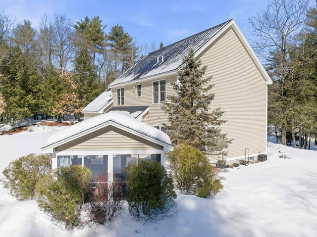 7 Amber Lane, Bedford, NH 03110