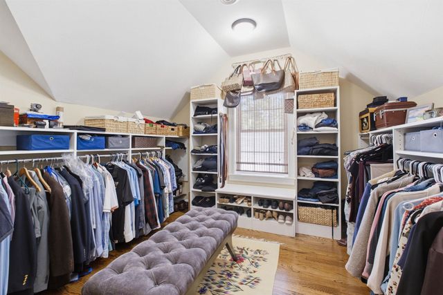 7 Amber Lane, Bedford, NH 03110