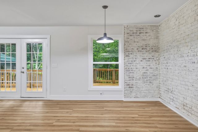 216 Rippy Ridge Rd, Normandy, TN 37360