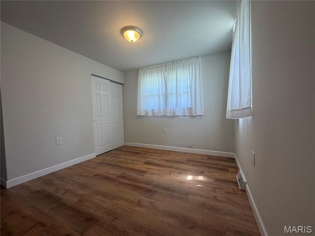 1323 W Congress Street, Pacific, MO 63069