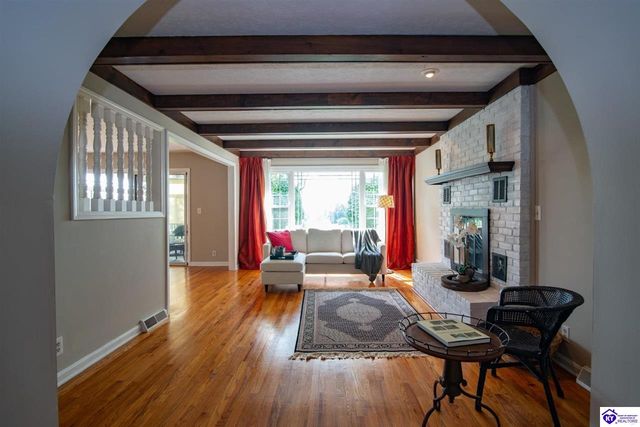 100 Roundtop Road, Elizabethtown, KY 42701