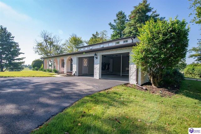 100 Roundtop Road, Elizabethtown, KY 42701