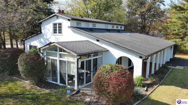 100 Roundtop Road, Elizabethtown, KY 42701