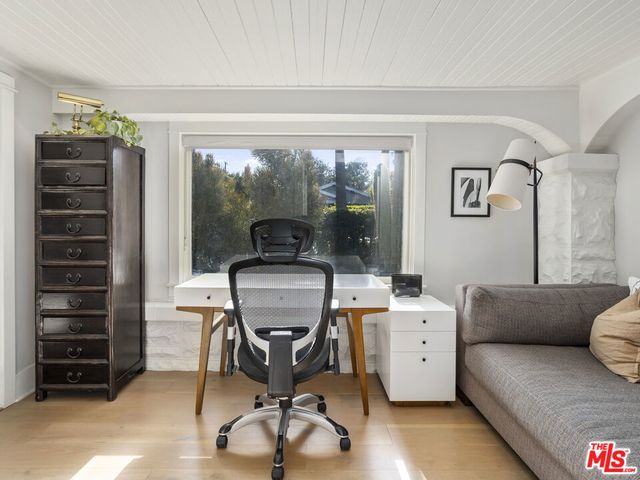 1528 N Curson Avenue, Los Angeles, CA 90046