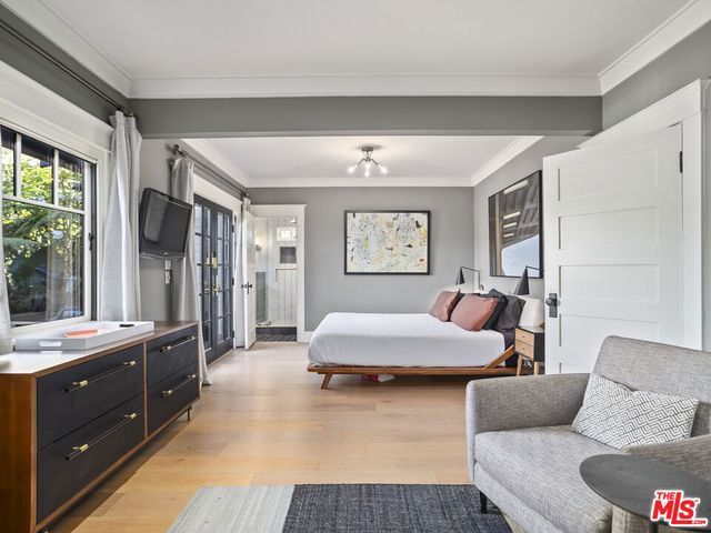 1528 N Curson Avenue, Los Angeles, CA 90046