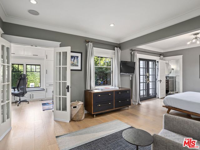 1528 N Curson Avenue, Los Angeles, CA 90046