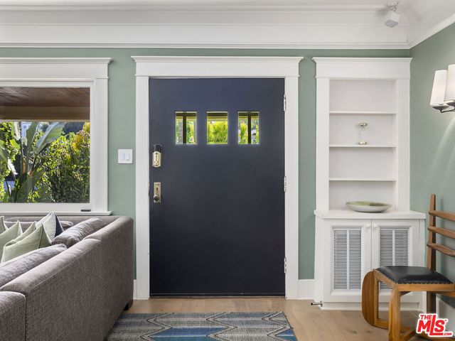 1528 N Curson Avenue, Los Angeles, CA 90046