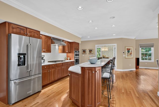 21 Somerset Dr, Andover, MA 01810