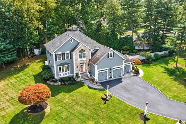 21 Somerset Dr, Andover, MA 01810