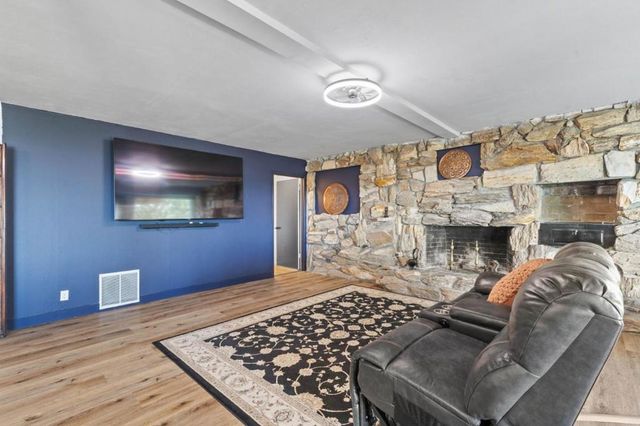 14990 Garcal Drive, San Jose, CA 95127