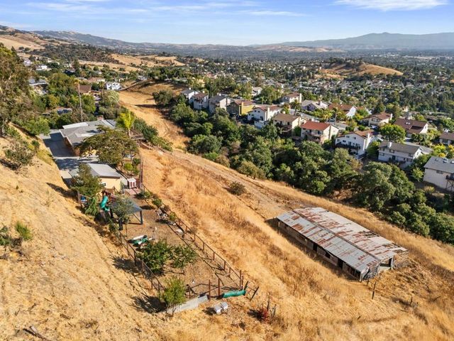 14990 Garcal Drive, San Jose, CA 95127