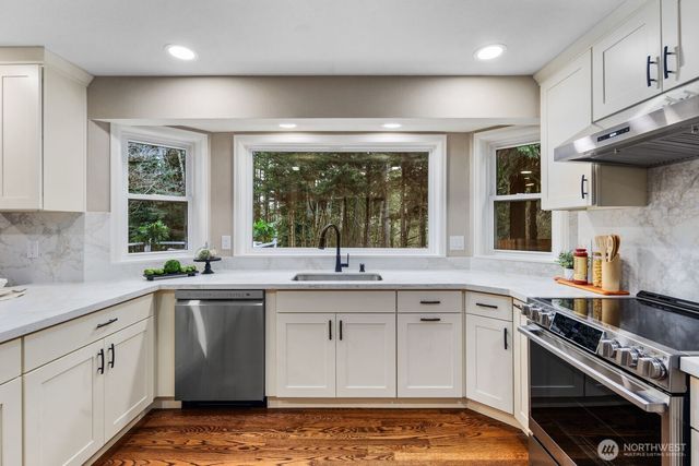 904 187th Place SW, Lynnwood, WA 98036