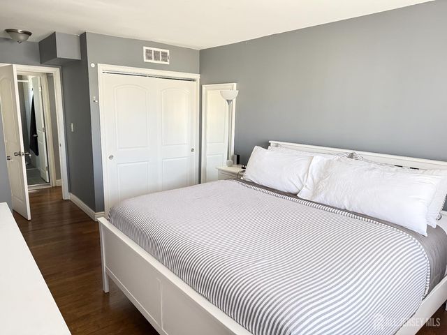 160 Evergreen Road 12B, Edison, NJ 08837