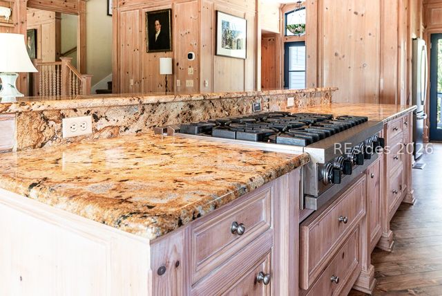 31 Ocean Point S, Hilton Head Island, SC 29928