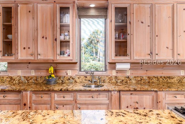 31 Ocean Point S, Hilton Head Island, SC 29928