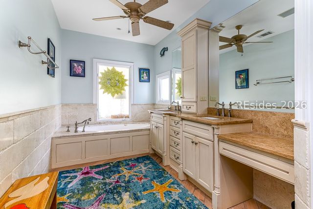 31 Ocean Point S, Hilton Head Island, SC 29928