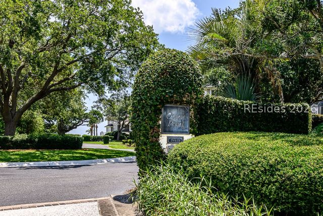 31 Ocean Point S, Hilton Head Island, SC 29928